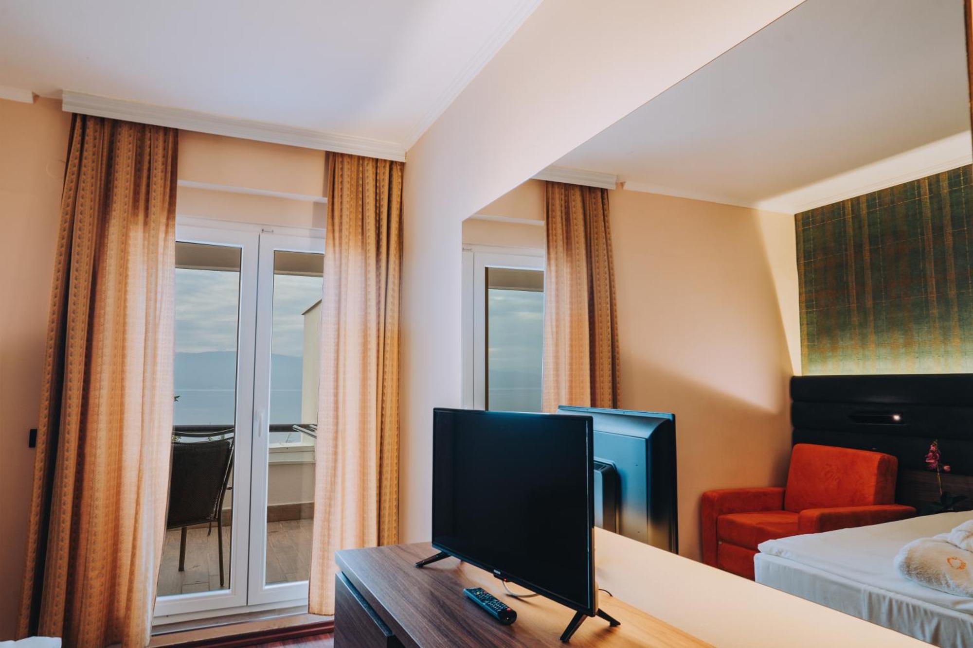Inex Olgica Hotel & Spa Ohrid Ngoại thất bức ảnh